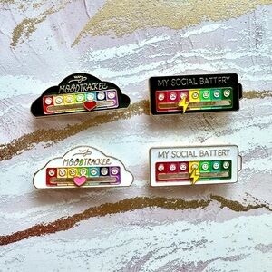 “My Social Battery” With Movable Sliding Scale Pin Badge Brooch Unisex Introvert